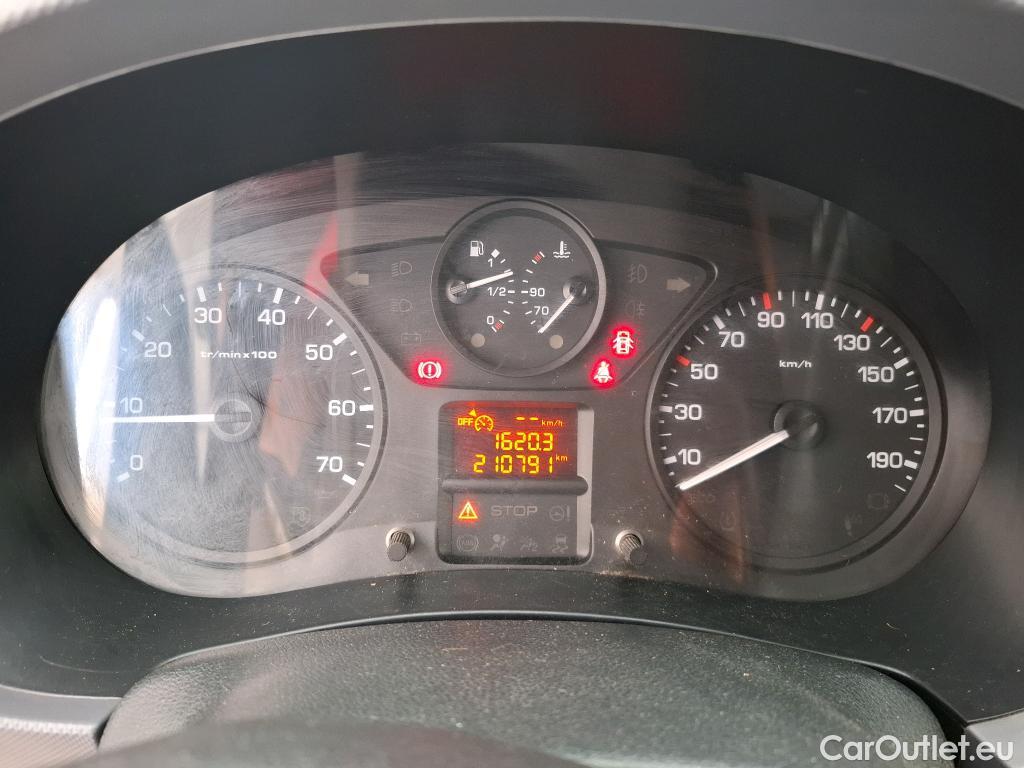 Citroen  Berlingo  Fourgon Business L1 (Court) 1.6 BlueHDi 100CV BVM5 E6 #26