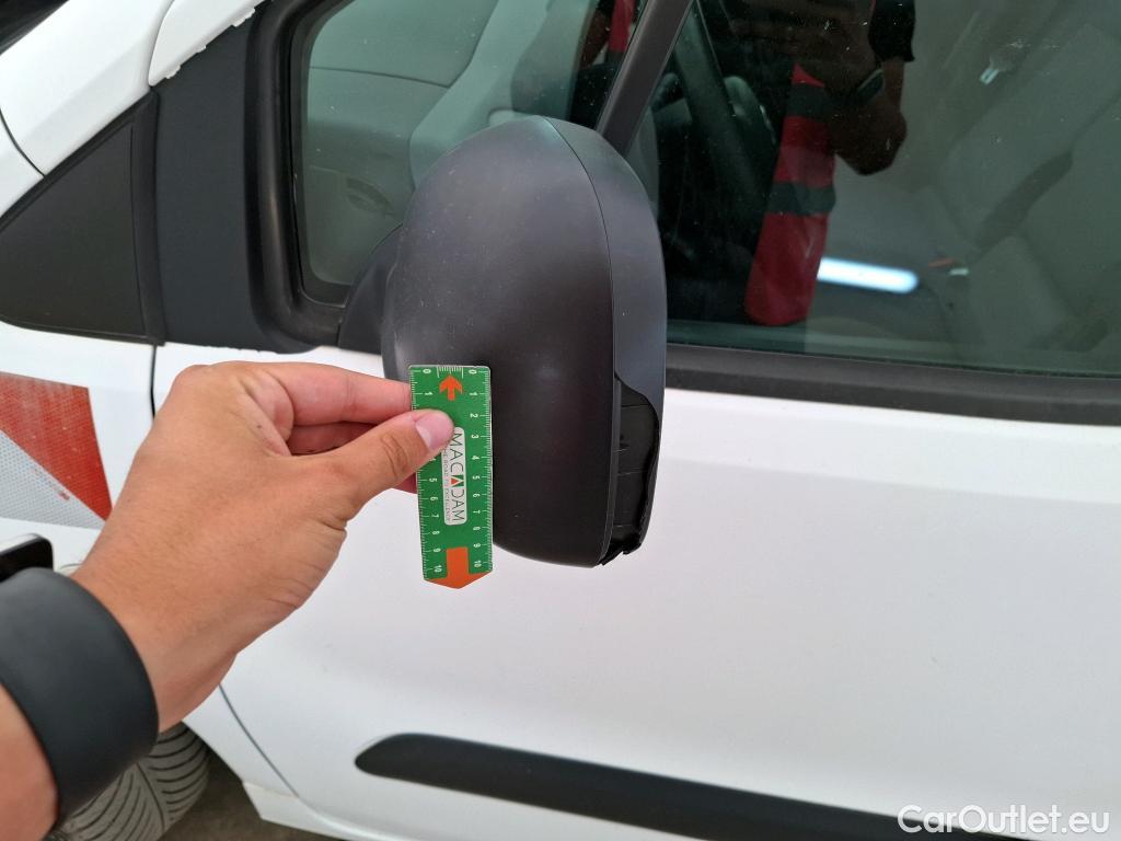  Citroen  Berlingo  Fourgon Business L1 (Court) 1.6 BlueHDi 100CV BVM5 E6 #6