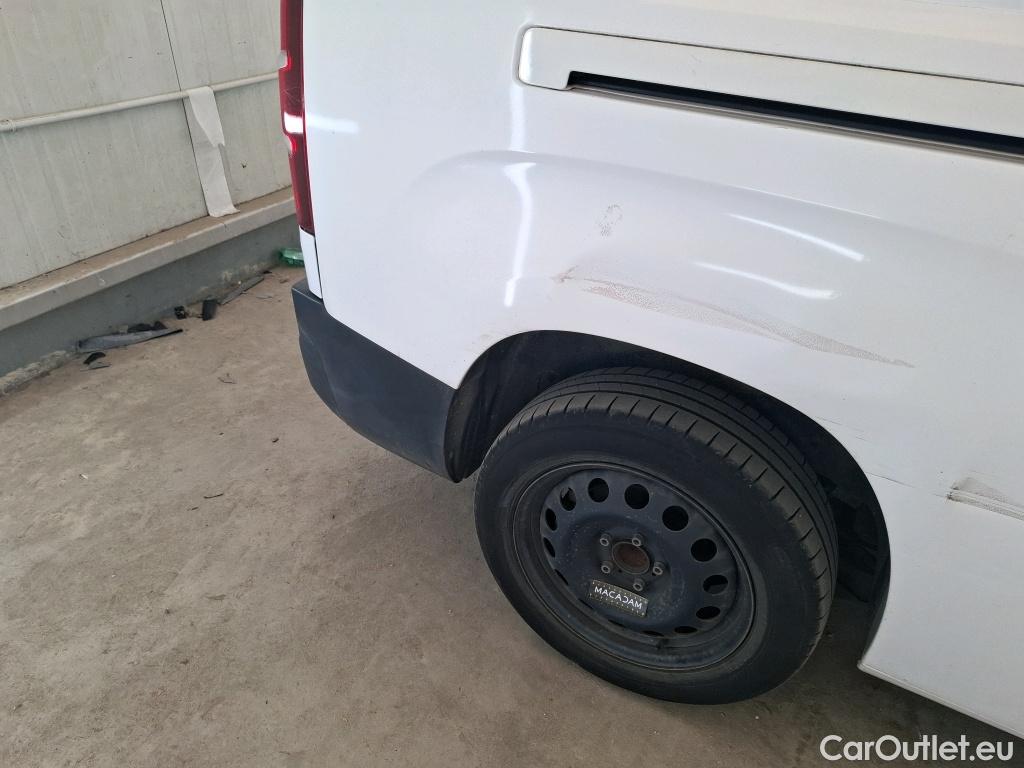  Citroen  Berlingo  Fourgon Club XL 950 1.5 BlueHDi 100CV BVM5 E6dT #63