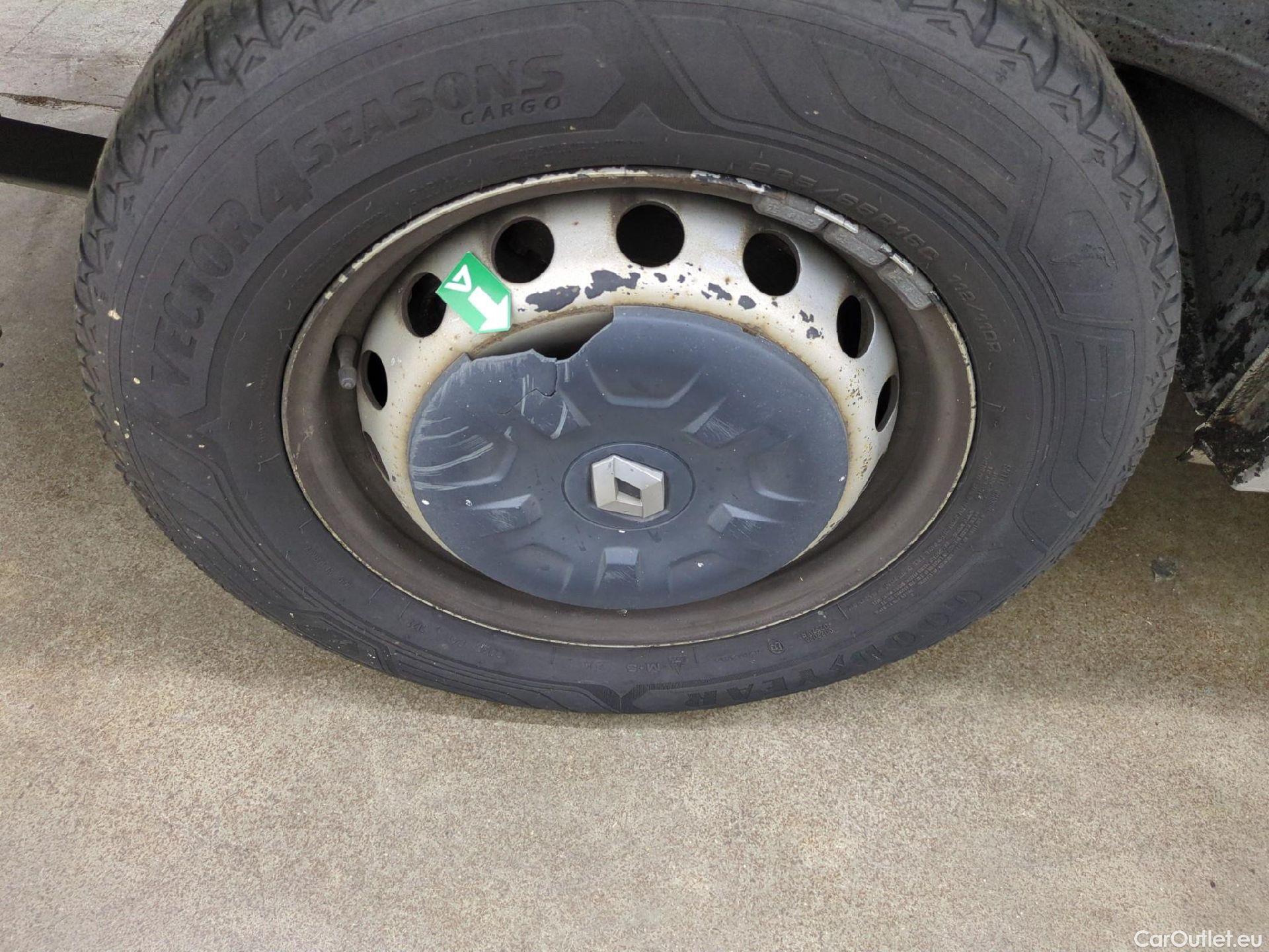  Renault  Master RENAULT  VU 4p Fourgon FG GCf Trac F3500 L1H2 Energy dCi 145 E6 #11