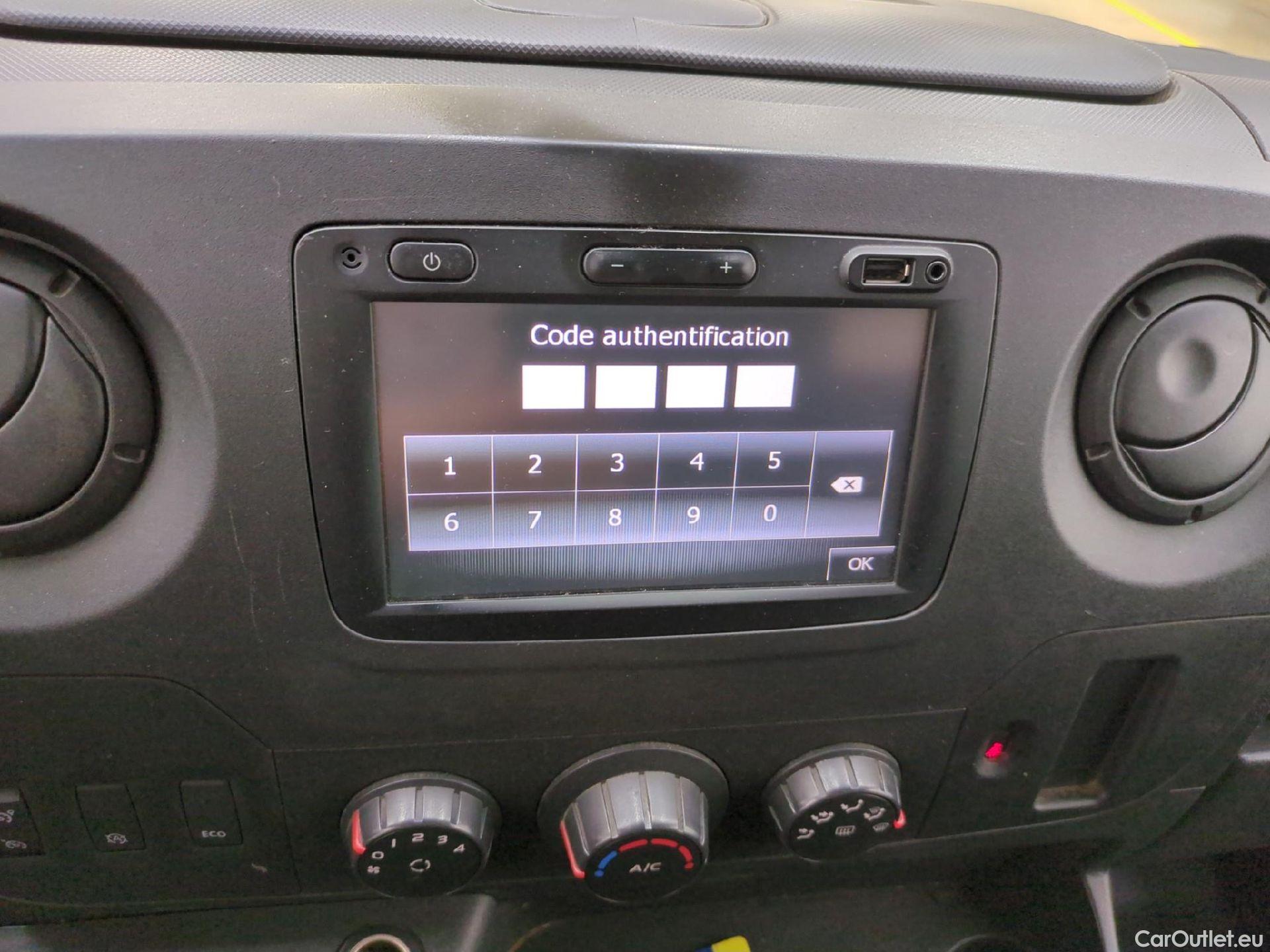  Renault  Master RENAULT  VU 4p Fourgon FG GCf Trac F3500 L1H2 Energy dCi 145 E6 #1