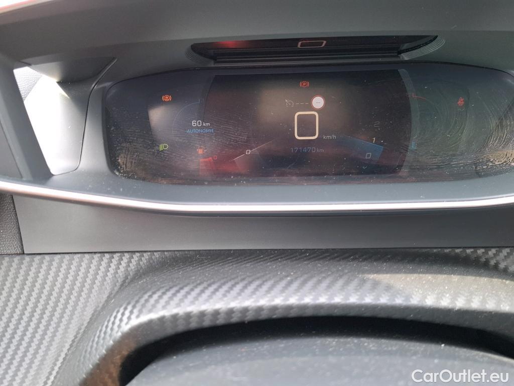  Peugeot  2008  Allure Business 1.5 HDi 110CV BVM6 E6d #18