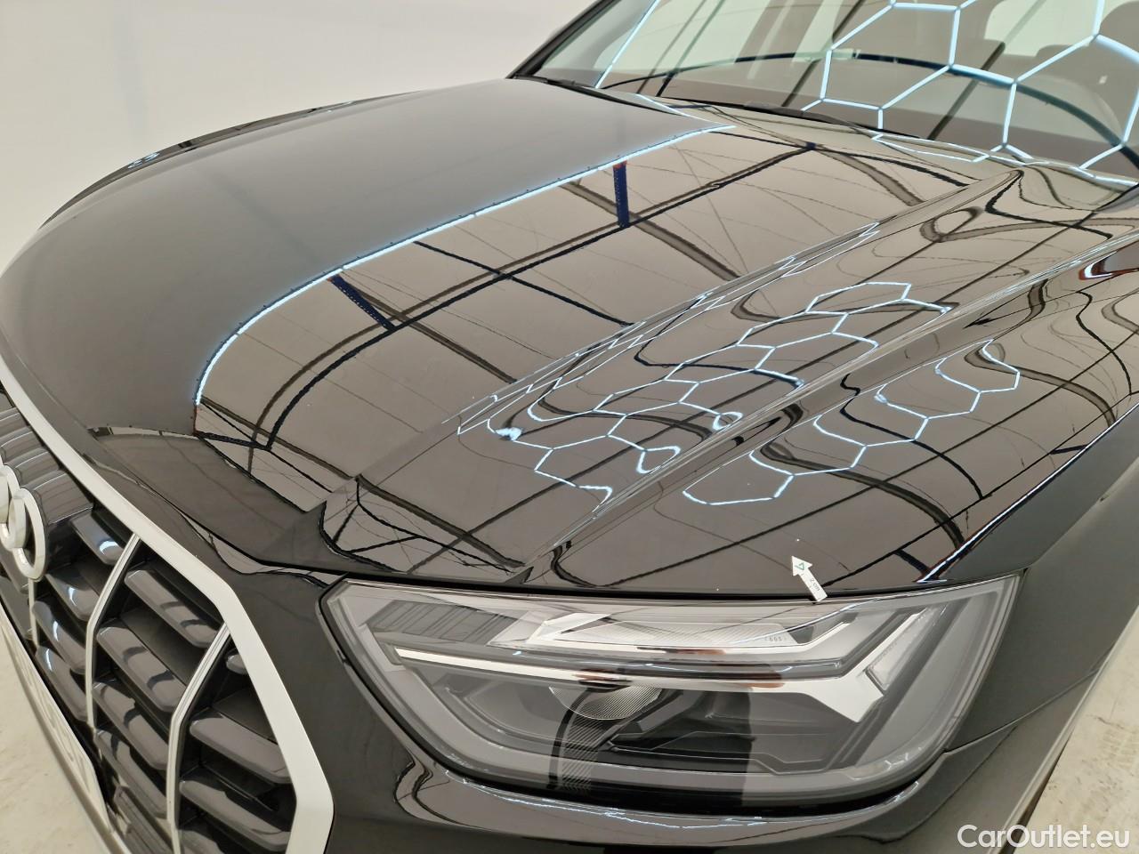  Audi  Q5 Advanced 40 TDI quattro W3 #6