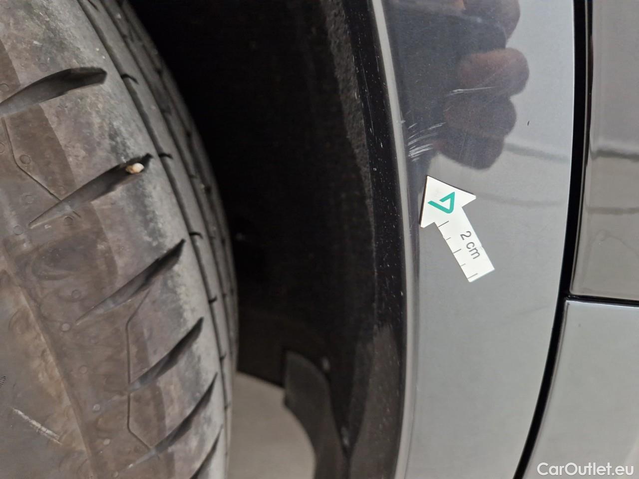  Audi  Q5 Advanced 40 TDI quattro W3 #19