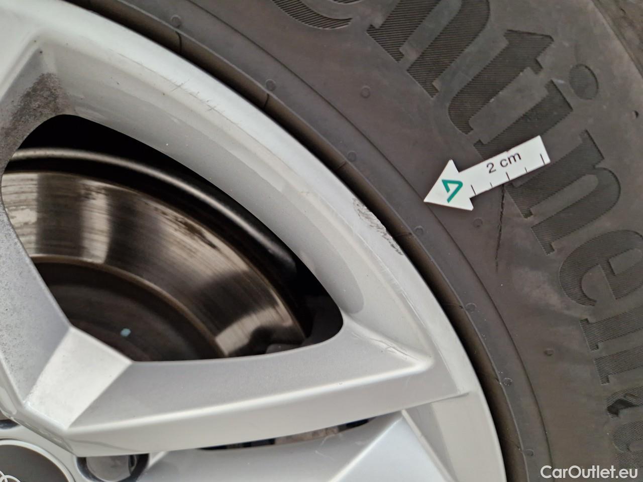  Audi  Q5 Advanced 40 TDI quattro W3 #17