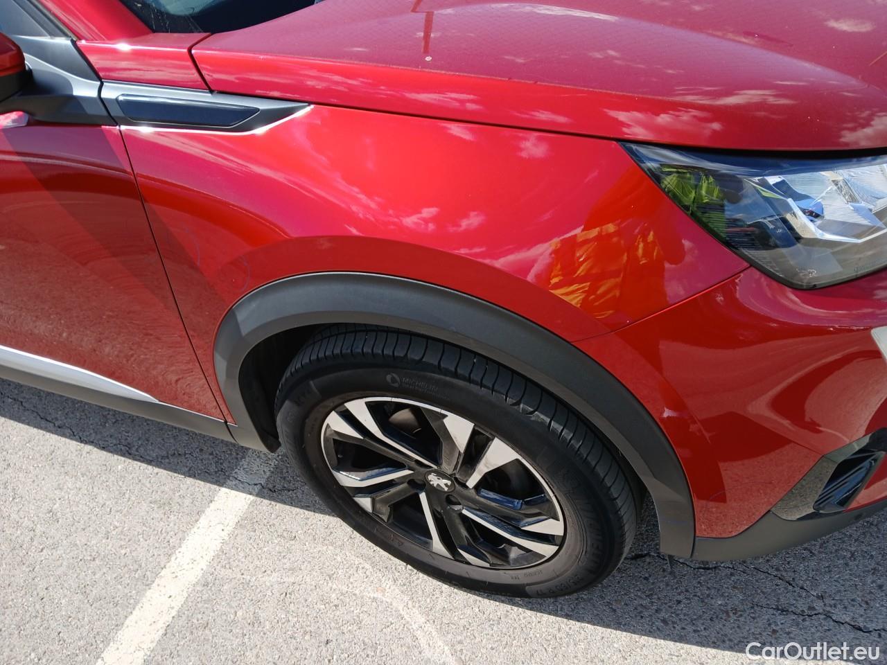  Peugeot  2008  Allure 1.2 PureTech 130CV MT6 E6d #54