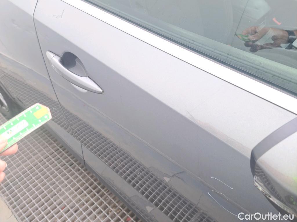  Land Rover  Discovery NISSAN QASHQAI / 2021 / 5P / todoterreno DIG-T 116kW (158CV) mHEV Xtronic Acenta (AC4) #68
