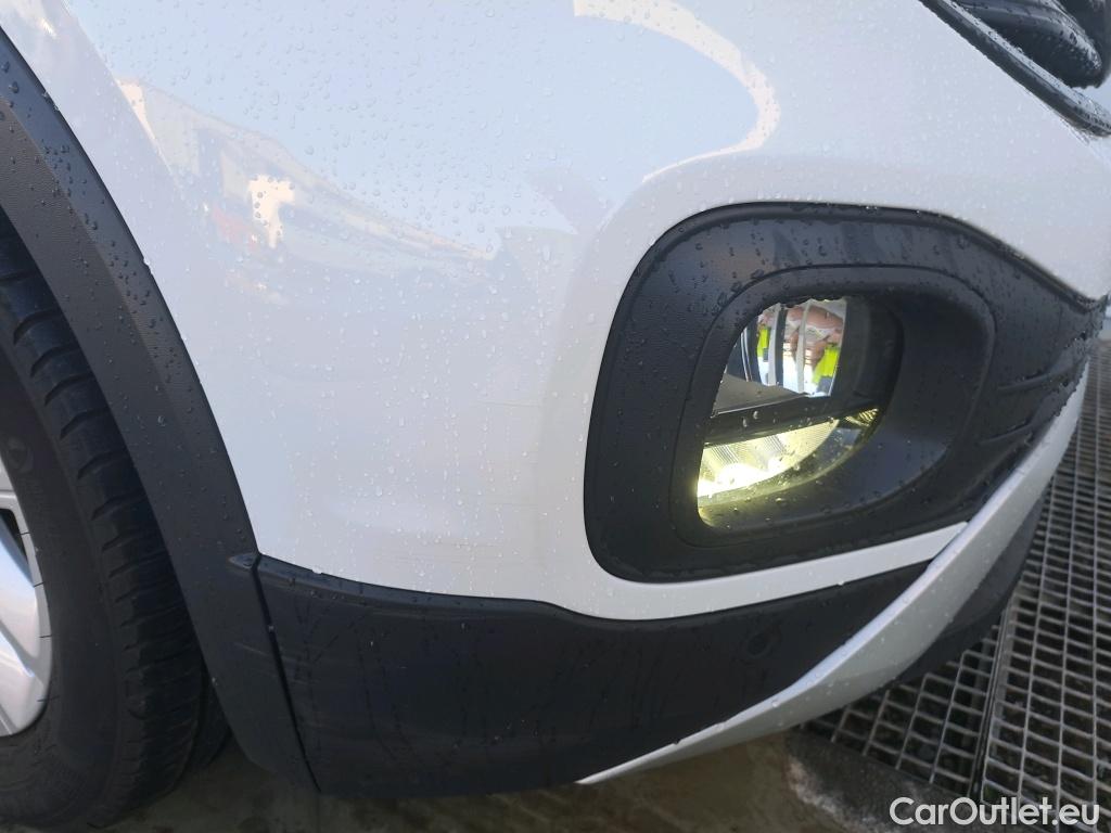  Volkswagen  T-ROC VOLKSWAGEN T-Cross / 2018 / 5P / todoterreno Advance 1.0 TSI 81kW (110CV) DSG (AC3) #13