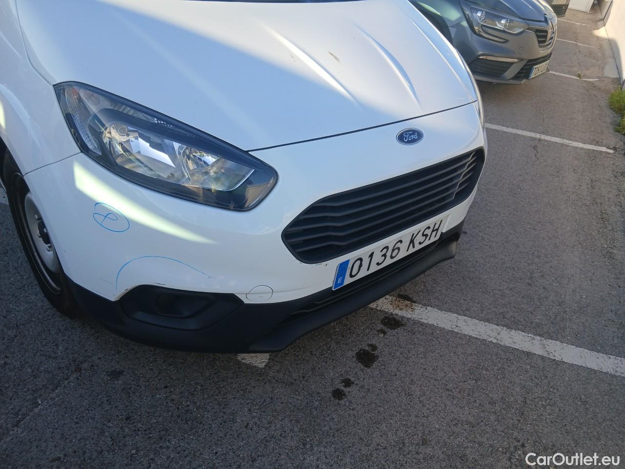  Ford  Transit  Courier Ambiente 1.5 TDCi 75CV MT6 E6dT #7