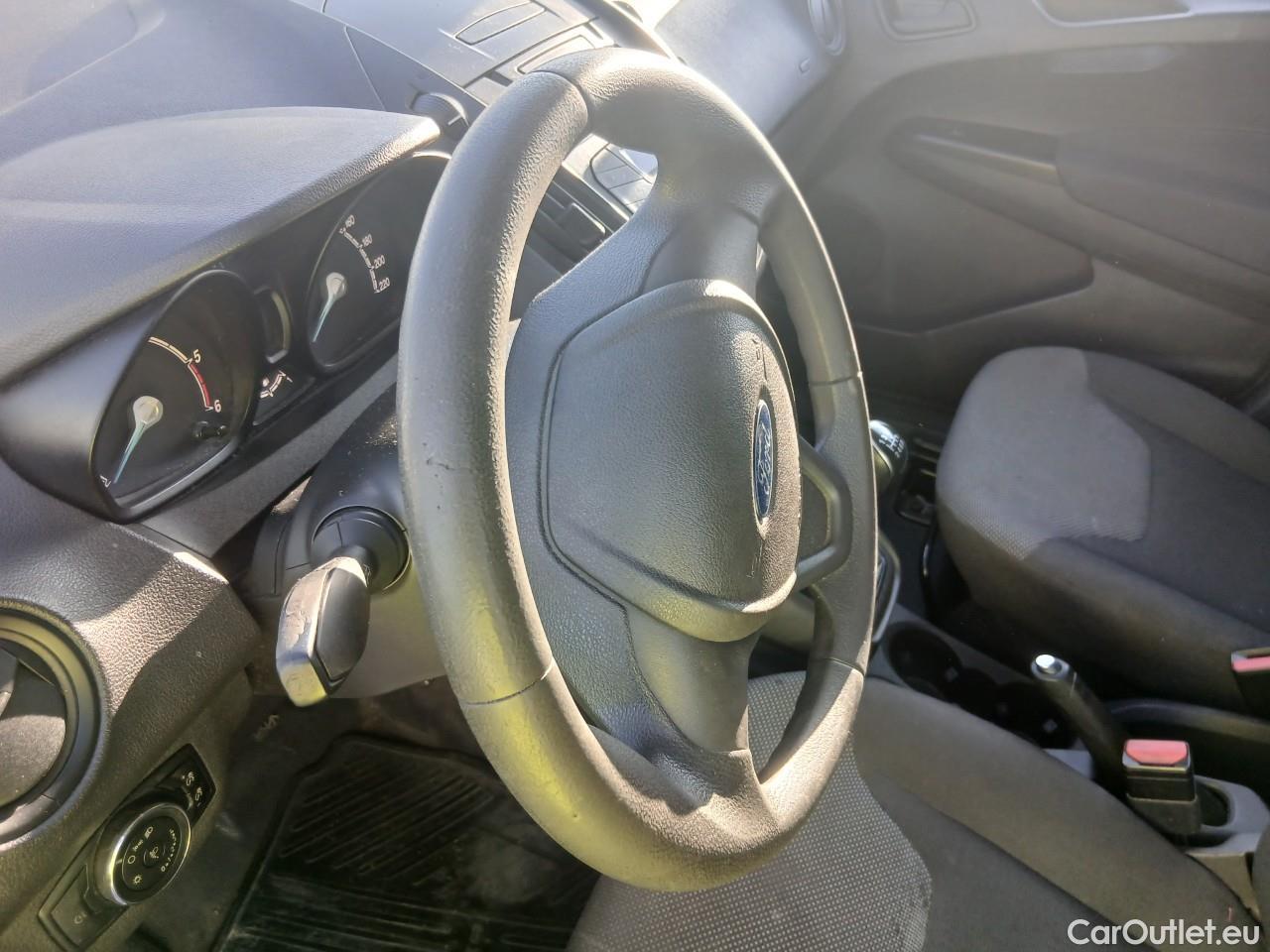  Ford  Transit  Courier Ambiente 1.5 TDCi 75CV MT6 E6dT #5
