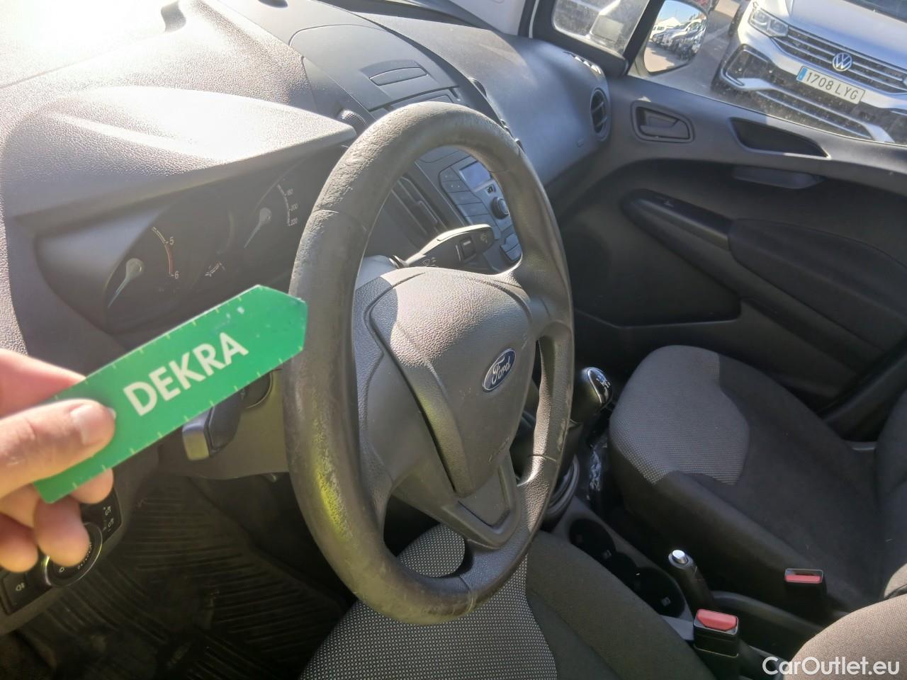  Ford  Transit  Courier Ambiente 1.5 TDCi 75CV MT5 E6 #5