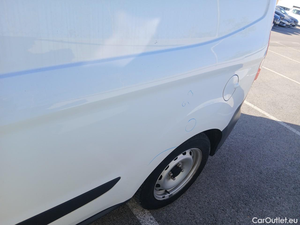  Ford  Transit  Courier Ambiente 1.5 TDCi 75CV MT5 E6 #19