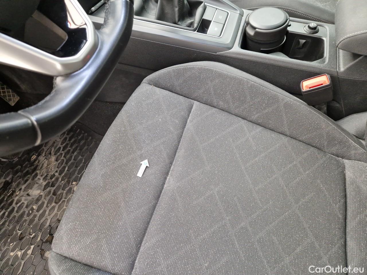  Volkswagen  Golf  Life 2.0 TDI #27