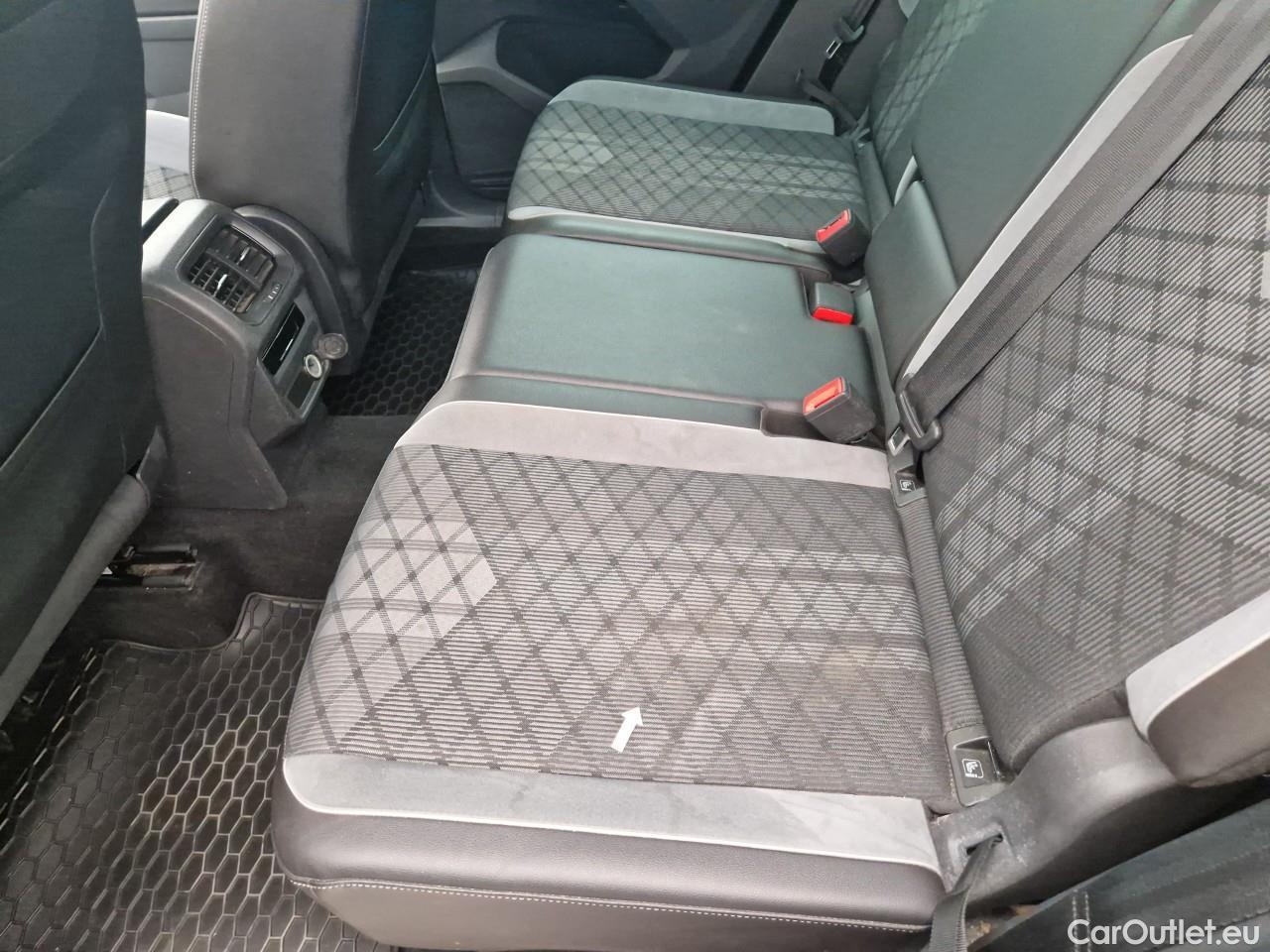  Volkswagen  Tiguan R-Line 2,0 TDI SCR DSG 4Mot #47