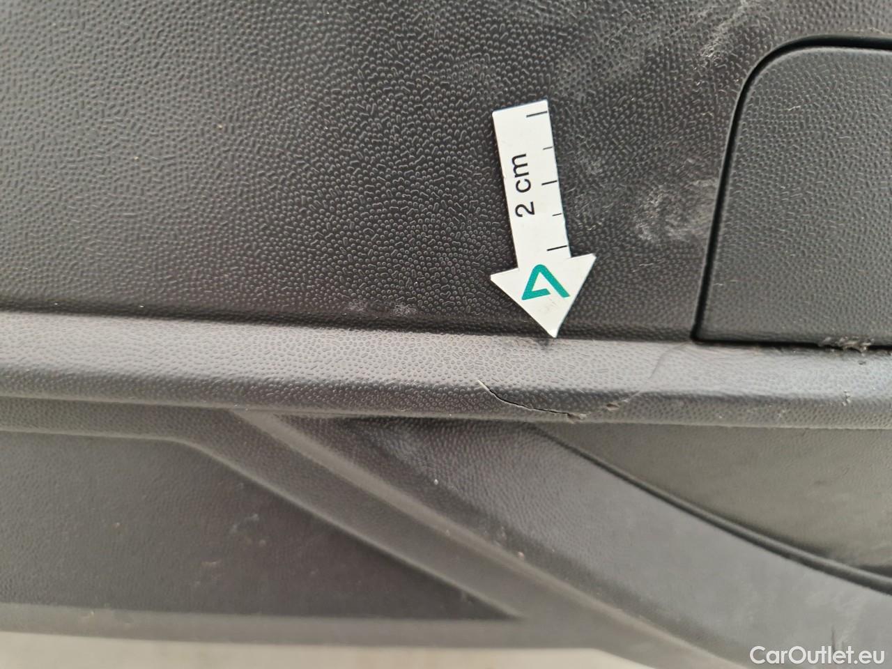  Volkswagen  Tiguan Life 2,0 TDI SCR DSG 4Mot #20
