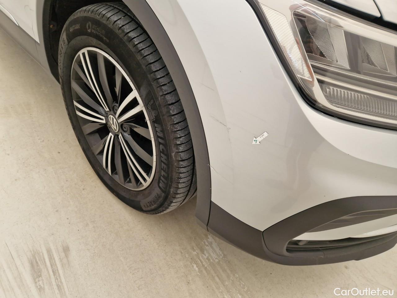  Volkswagen  Tiguan Life 2,0 TDI SCR DSG 4Mot #5