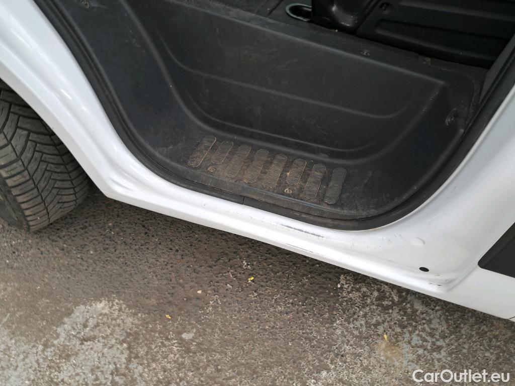  Renault  Master RENAULT  VU 4p Fourgon FG GCf Trac F3500 L2H2 Energy dCi 145 E6 #9