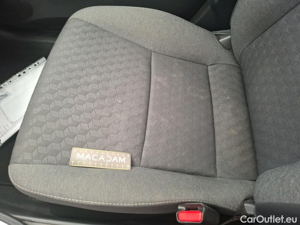  Toyota  Yaris  Hybride Affaires / 2019 / 5P / Berline / VU 1.5 Hybride 116h Dynamic Business #28