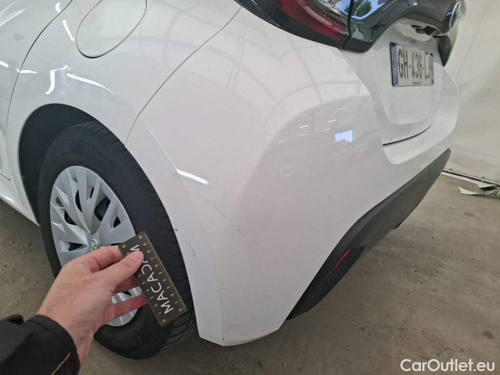  Toyota  Yaris  Hybride Affaires / 2019 / 5P / Berline / VU 1.5 Hybride 116h Dynamic Business #16