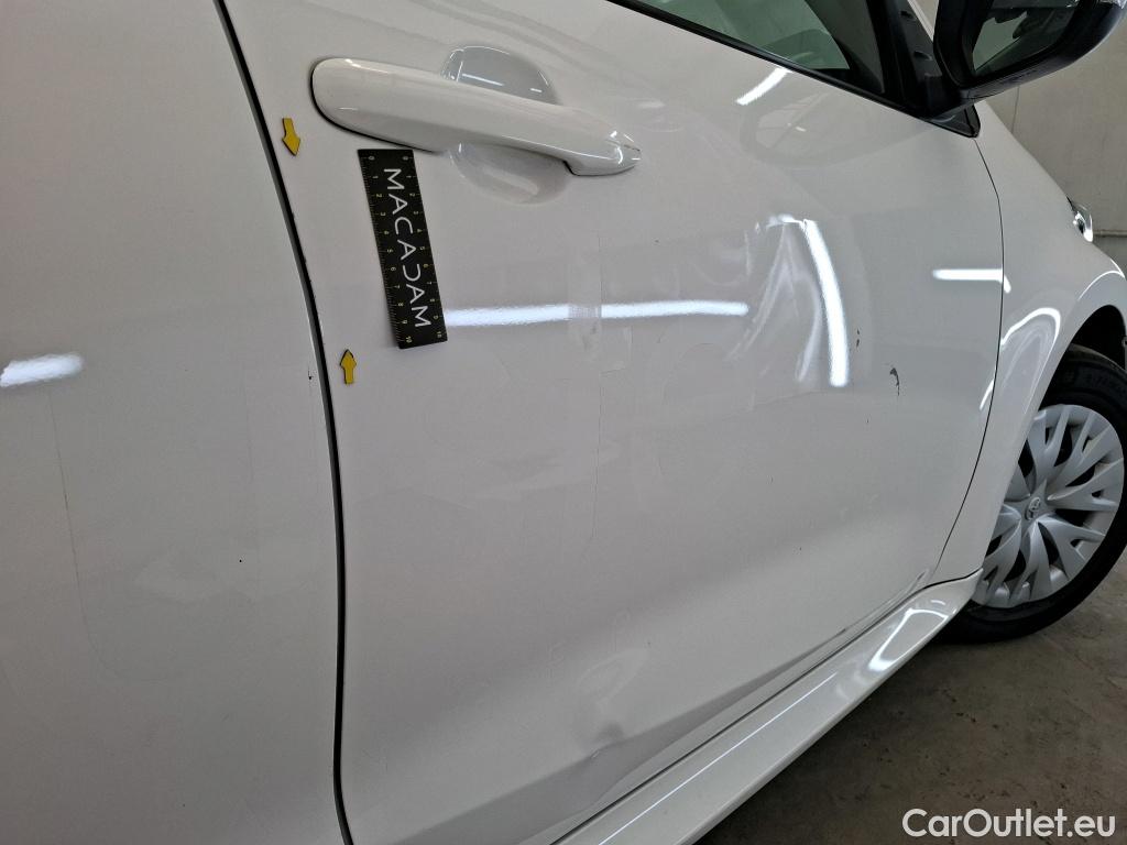  Toyota  Yaris  Hybride Affaires / 2019 / 5P / Berline / VU 1.5 Hybride 116h Dynamic Business #5