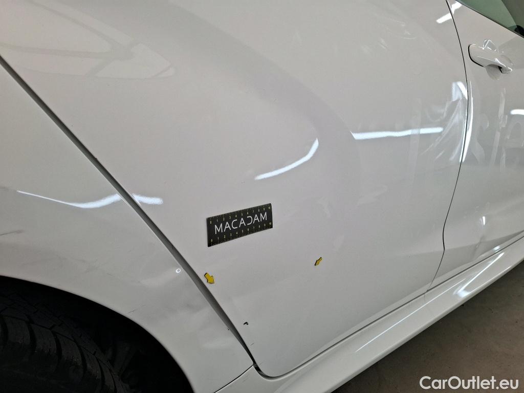  Toyota  Yaris  Hybride Affaires / 2019 / 5P / Berline / VU 1.5 Hybride 116h Dynamic Business #12