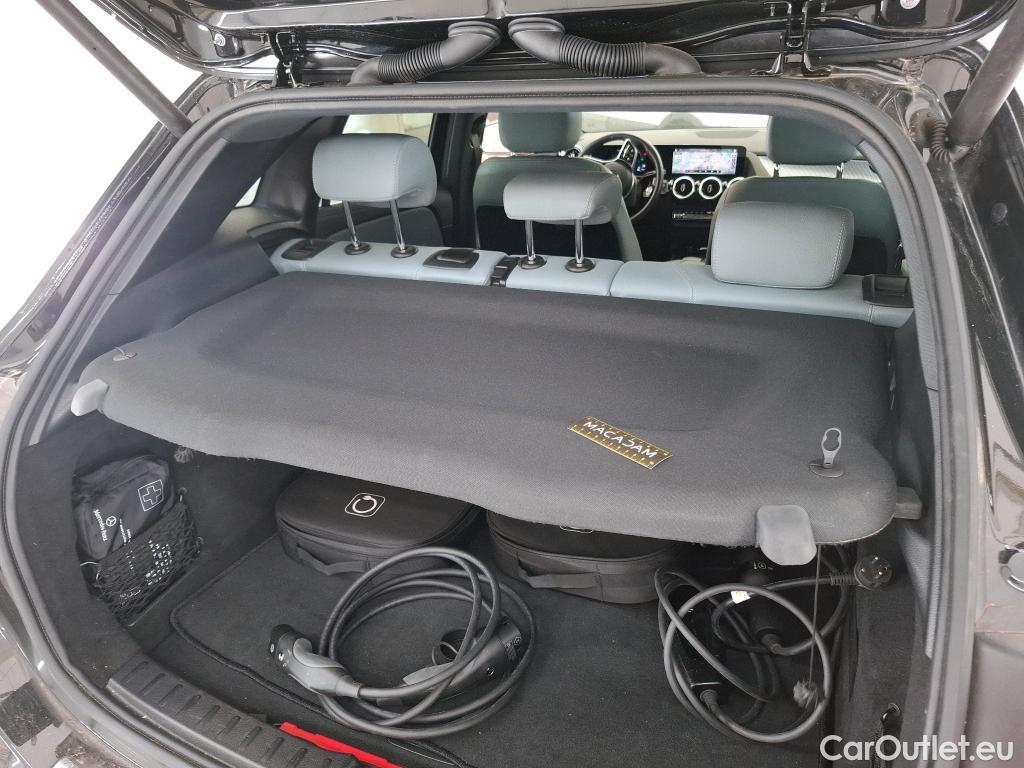  Mercedes  GLA MERCEDES-BENZ  / 2020 / 5P / SUV  250 e BUSINESS LINE DCT #12