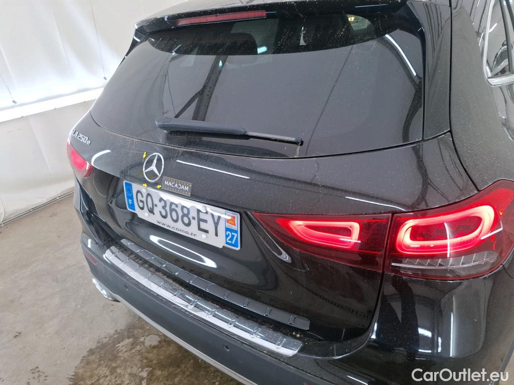  Mercedes  GLA MERCEDES-BENZ  / 2020 / 5P / SUV  250 e BUSINESS LINE DCT #24