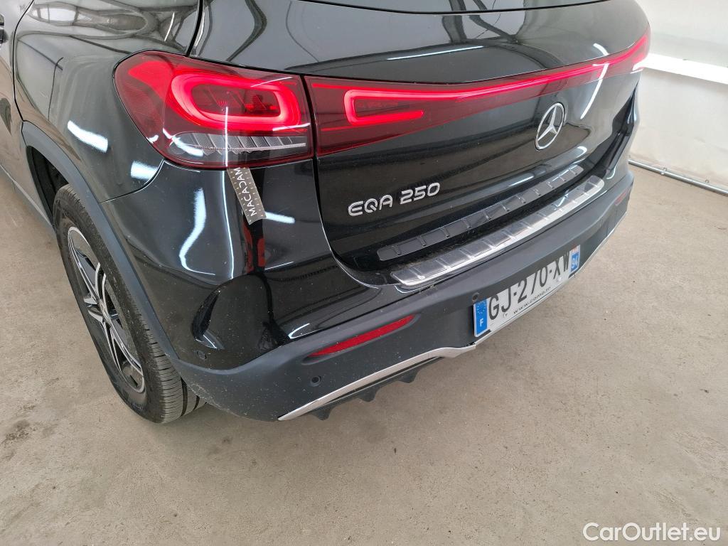  Mercedes  EQA MERCEDES-BENZ  / 2021 / 5P / SUV  250 AMG Line #22