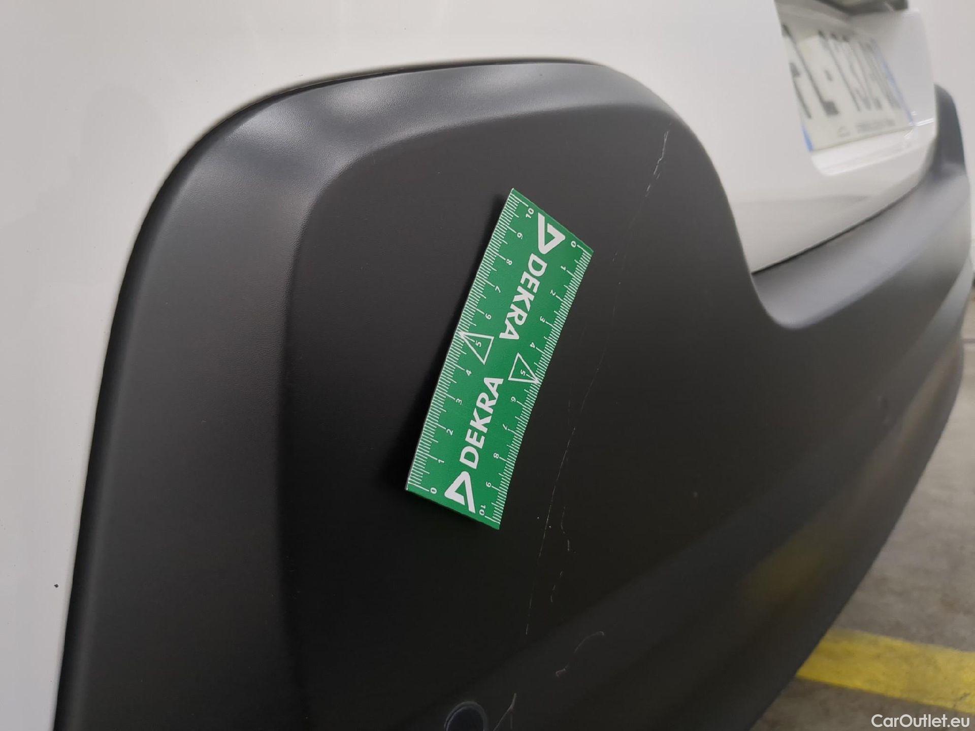  Citroen  C3 CITROEN  / 2016 / 5P / Berline PureTech 82 S&S BVM Feel Business #34
