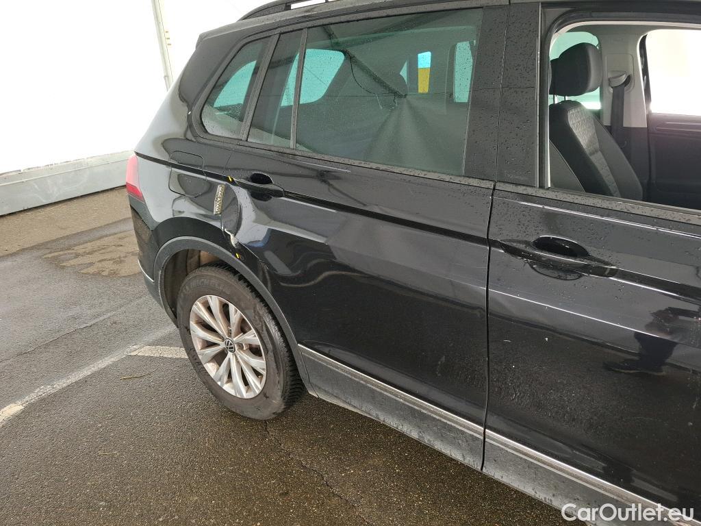  Volkswagen  Tiguan VOLKSWAGEN  / 2020 / 5P / SUV 2.0 TDI 150 DSG7 Life Business #5