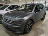  Volkswagen  Tiguan 2.0 TDI SCR DSG  12 