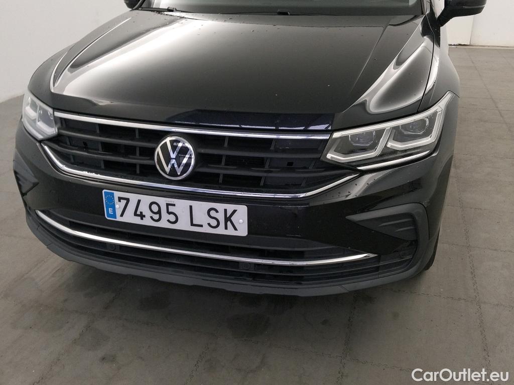  Volkswagen  Tiguan  Life 2.0 TDI 150CV AT7 E6d #5