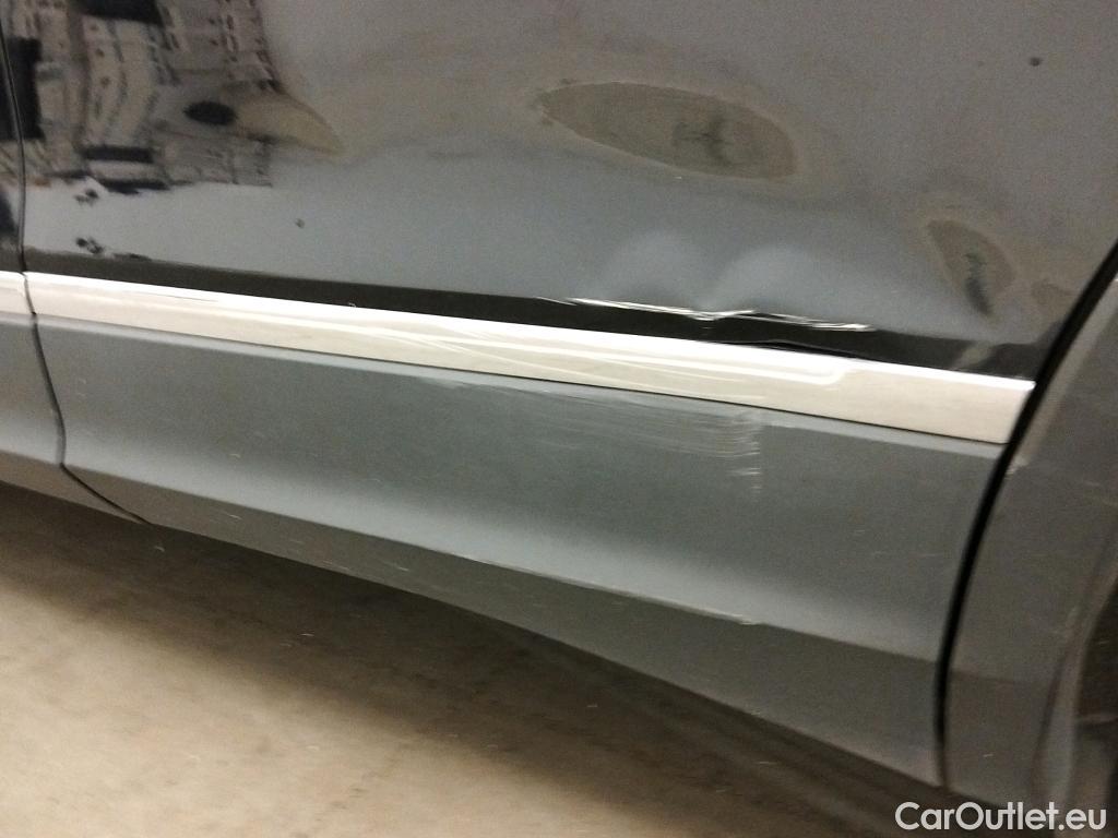  Volkswagen  Tiguan  Life 2.0 TDI 150CV AT7 E6d #9