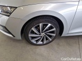  Skoda  Octavia SKODA  WAGON / 2020 / 5P / STATION WAGON 2.0 TDI EVO 110KW STYLE DSG #51