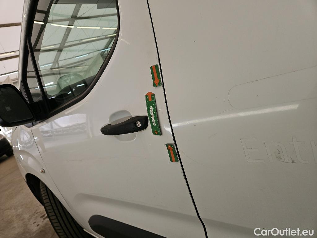 Citroen  Berlingo  Fourgon Club M 650 1.5 BlueHDi 75CV BVM5 E6dT #24