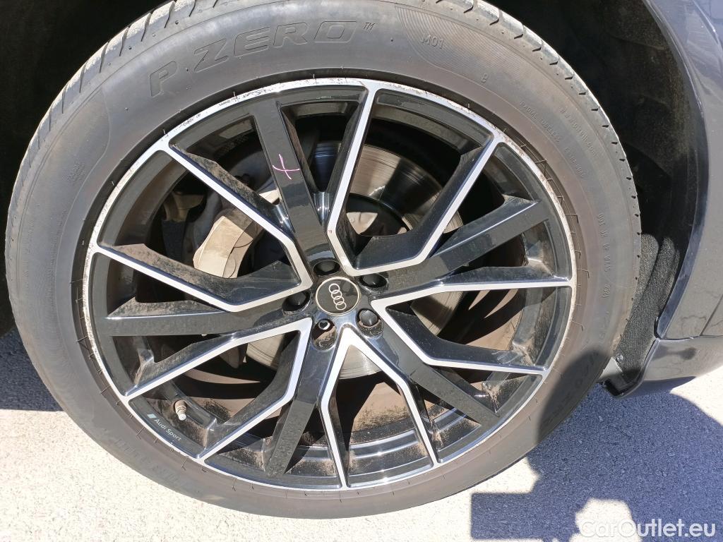  Audi  Q8  55 TFSI e quattro Black line Black Edition 3.0 TFSI 380CV AT8 E6d #3