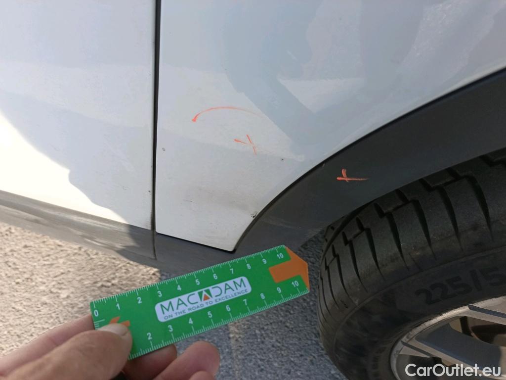  Bmw  X2 Serie  sDrive 18i Advantage 1.5 140CV AT7 E6dT #8