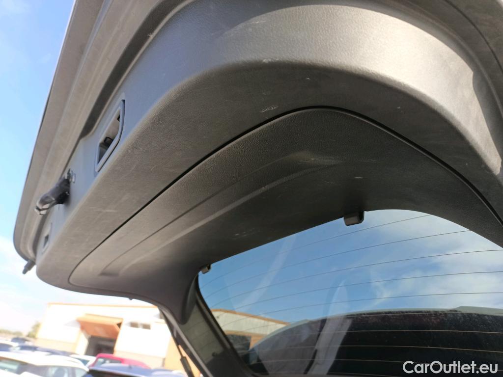  Land Rover  Discovery NISSAN QASHQAI / 2021 / 5P / todoterreno DIG-T 116kW mHEV Xtronic Premiere Edit.(SL) #15