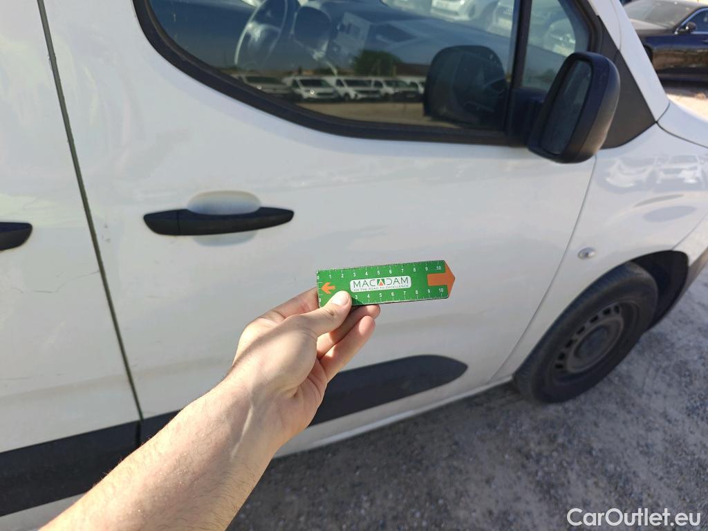  Citroen  Berlingo  Furgón Control M 1.5 100CV MT5 #24