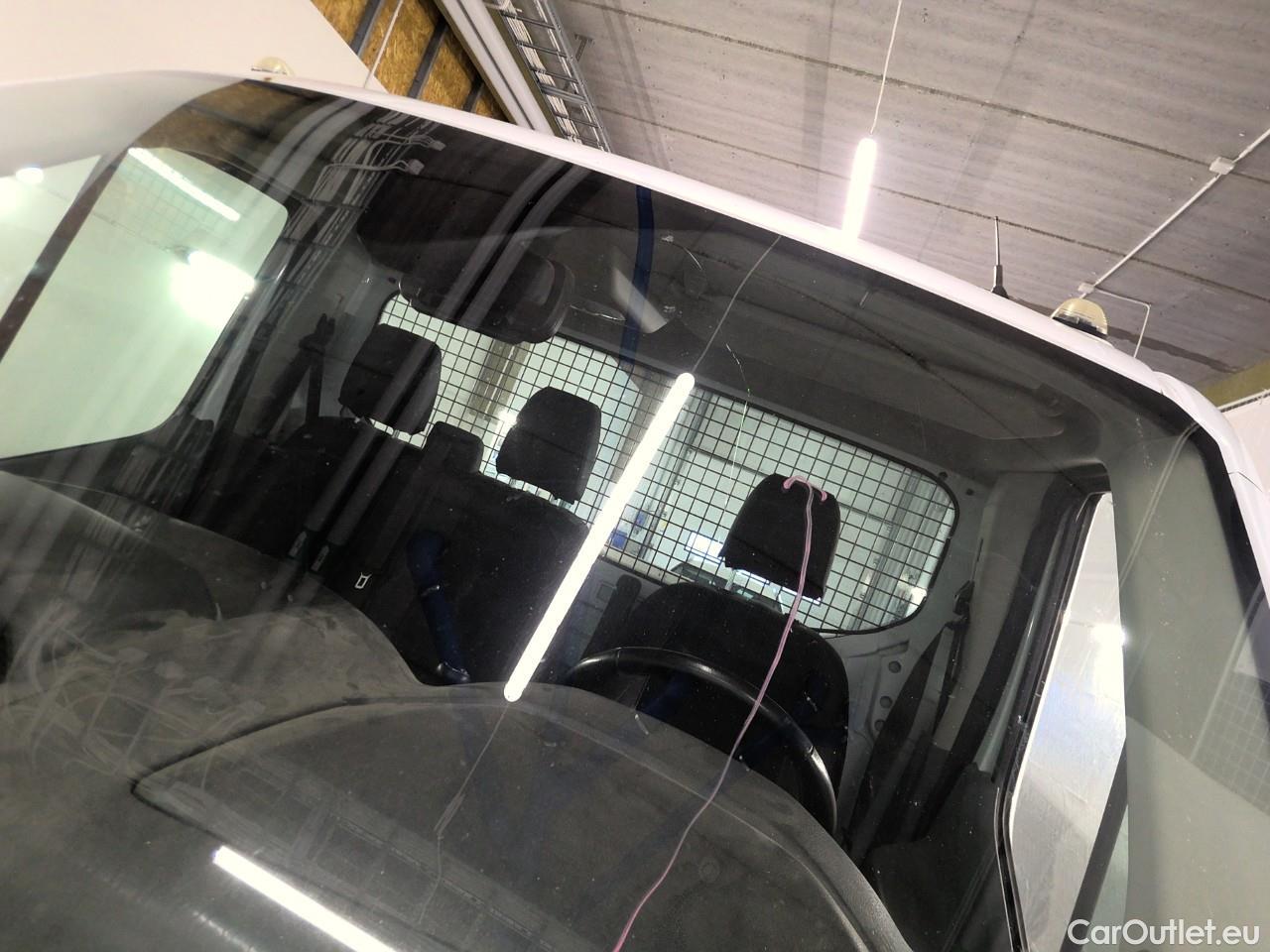  Ford  Transit Trans.130 35 L3H2 M CV FWD Tr. #17