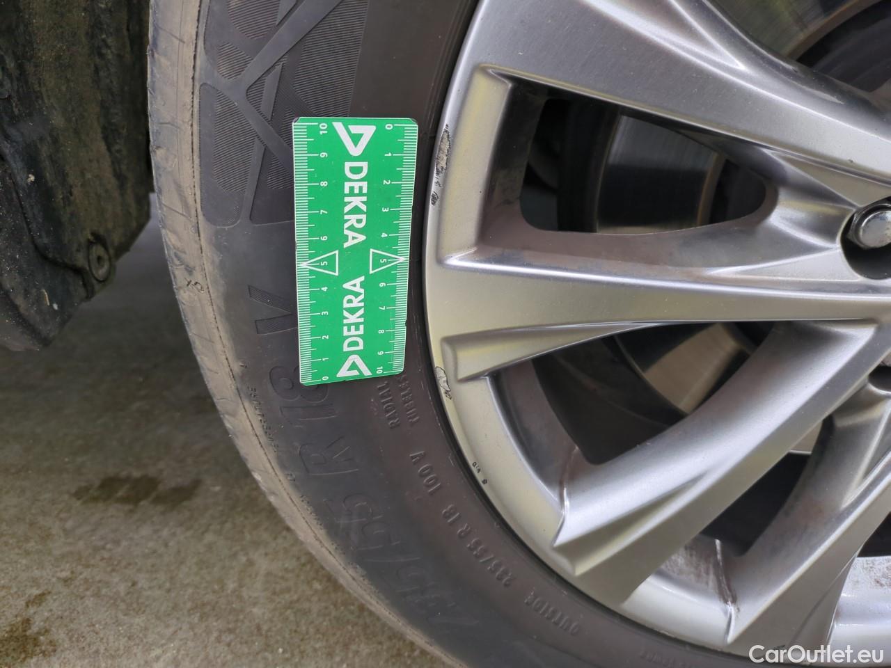  Toyota  RAV4 TOYOTA  Hybride 5p SUV 2WD Dynamic Edition Business #10