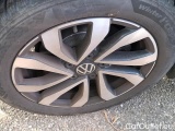  Volkswagen  Golf  2.0 TDI SCR 150 DSG7 ACTIVE #26