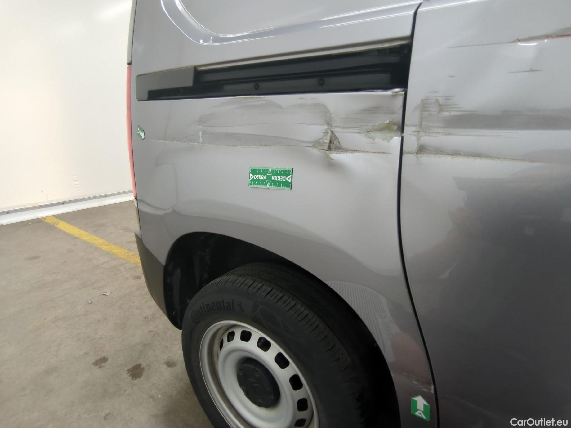  Citroen  Berlingo  Fourgon Club M 650 1.5 BlueHDi 100CV BVM6 E6d #4