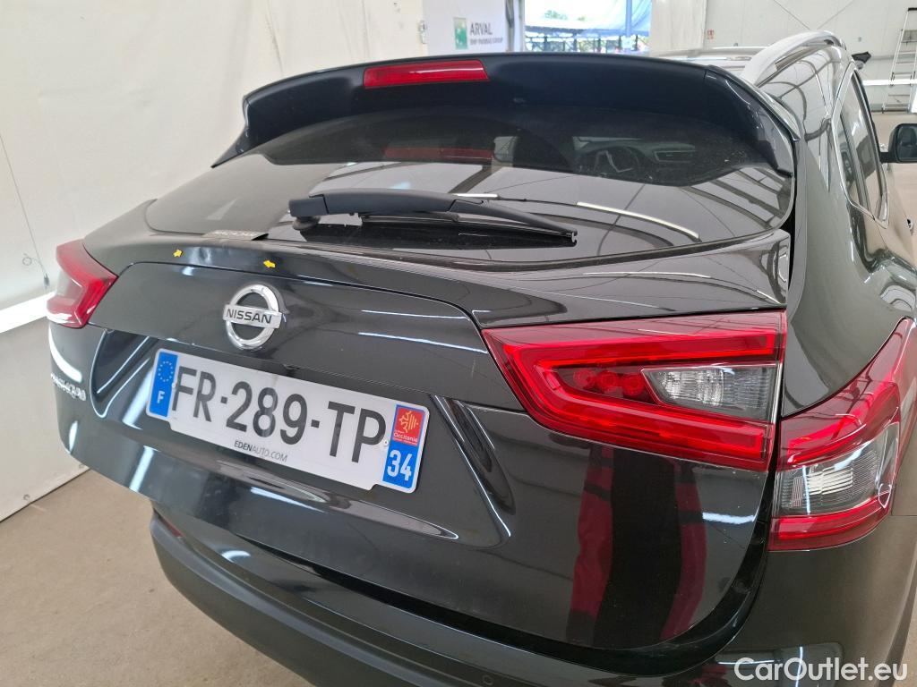  Nissan  Qashqai NISSAN  / 2017 / 5P / Crossover 1.3 DIG-T 160 DCT Tekna #31