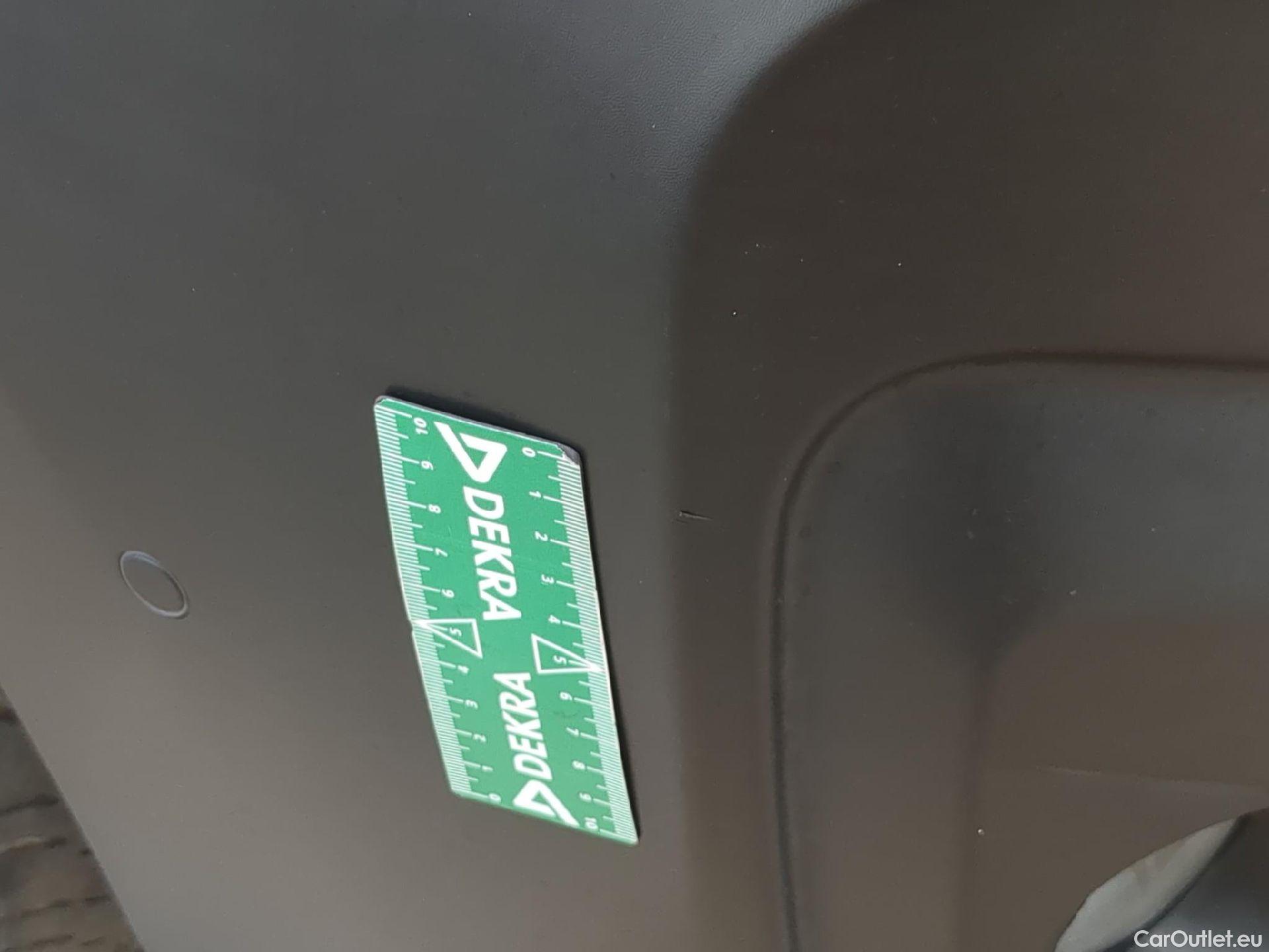  Peugeot  Expert  Fourgon Asphalt L2 2.0 HDi 120CV BVA8 E6d #13