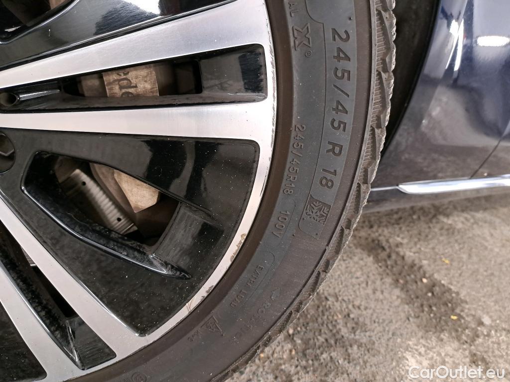  Mercedes  E-Klasse MERCEDES-BENZ Classe E Berline / 2016 / 4P / Berline E 400 d 4Matic Avantgarde Line #75