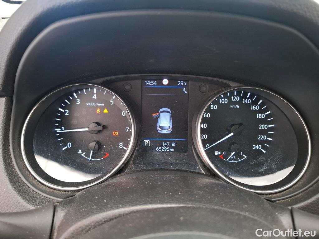 Nissan  Qashqai NISSAN  / 2017 / 5P / Crossover 1.3 DIG-T 160 DCT Tekna #50