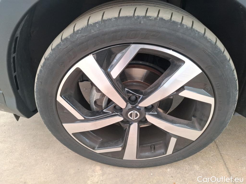  Nissan  Qashqai NISSAN  / 2017 / 5P / Crossover 1.3 DIG-T 160 DCT Tekna #39
