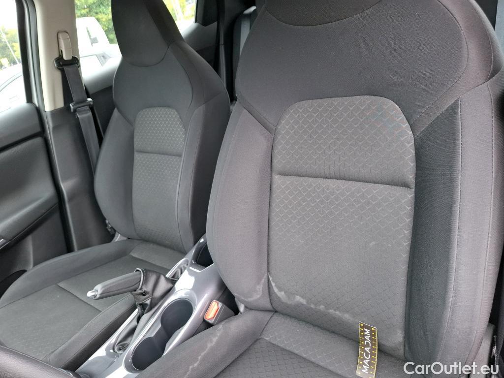  Nissan  Juke NISSAN  / 2019 / 5P / Crossover DIG-T 114 BVM6 Business Edition #36