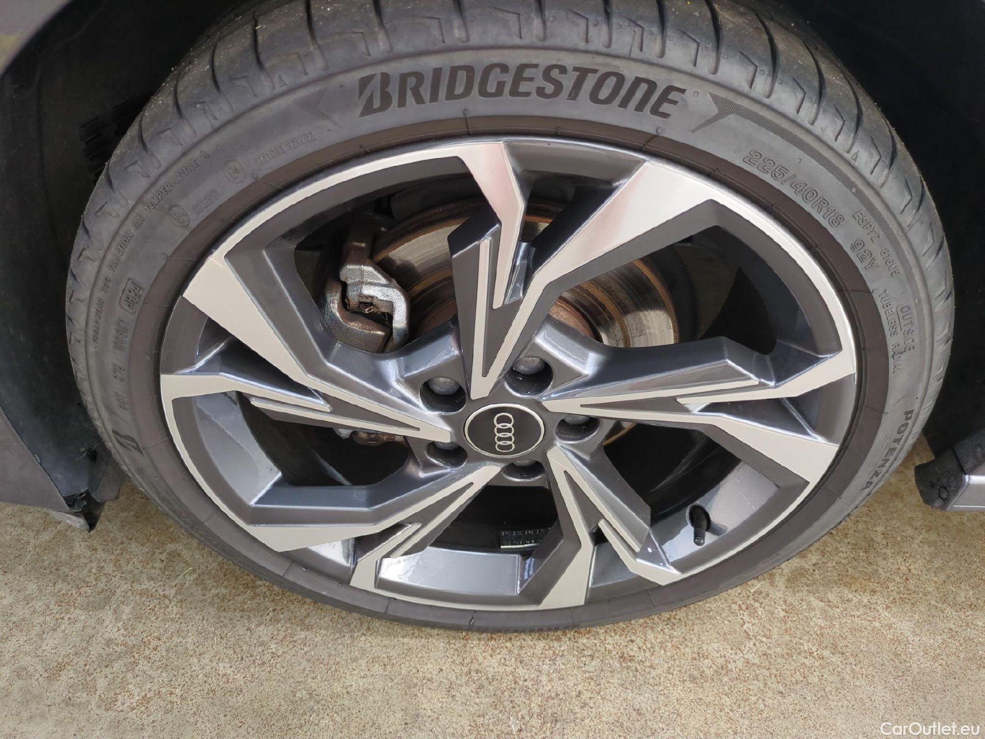 Audi  A3  Sportback 35 TFSI S line 1.5 TFSI 150CV BVA7 E6d #5